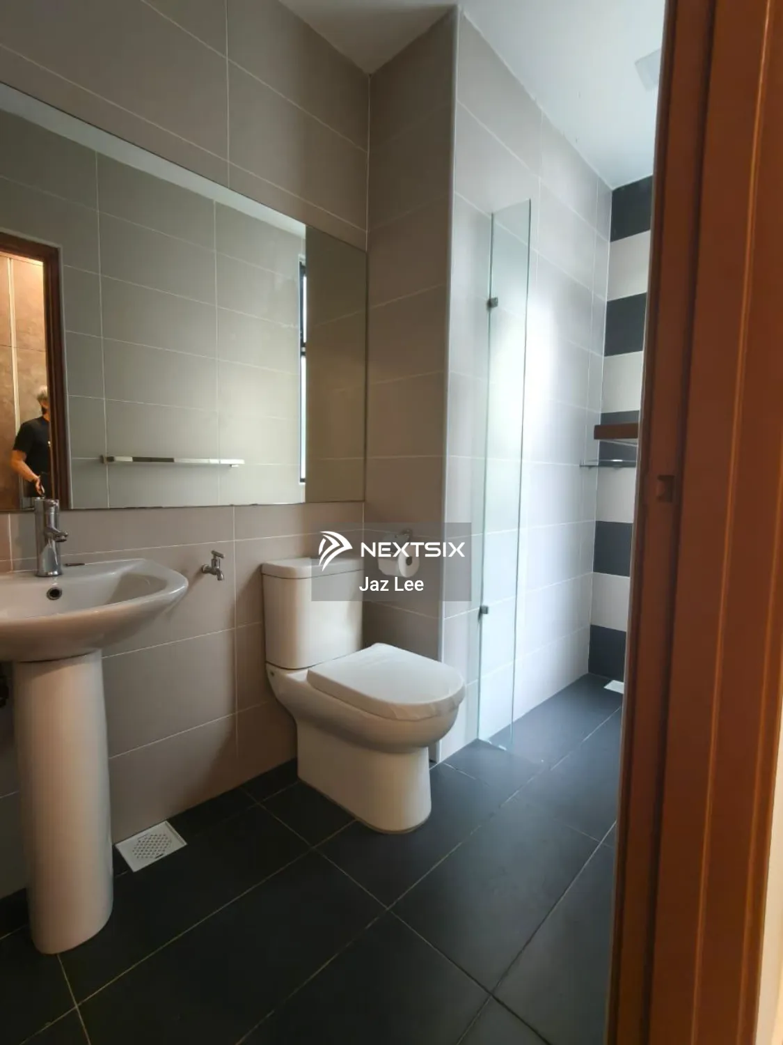 3-sty Terrace/Link House For Sale in Skudai Johor - Image 6