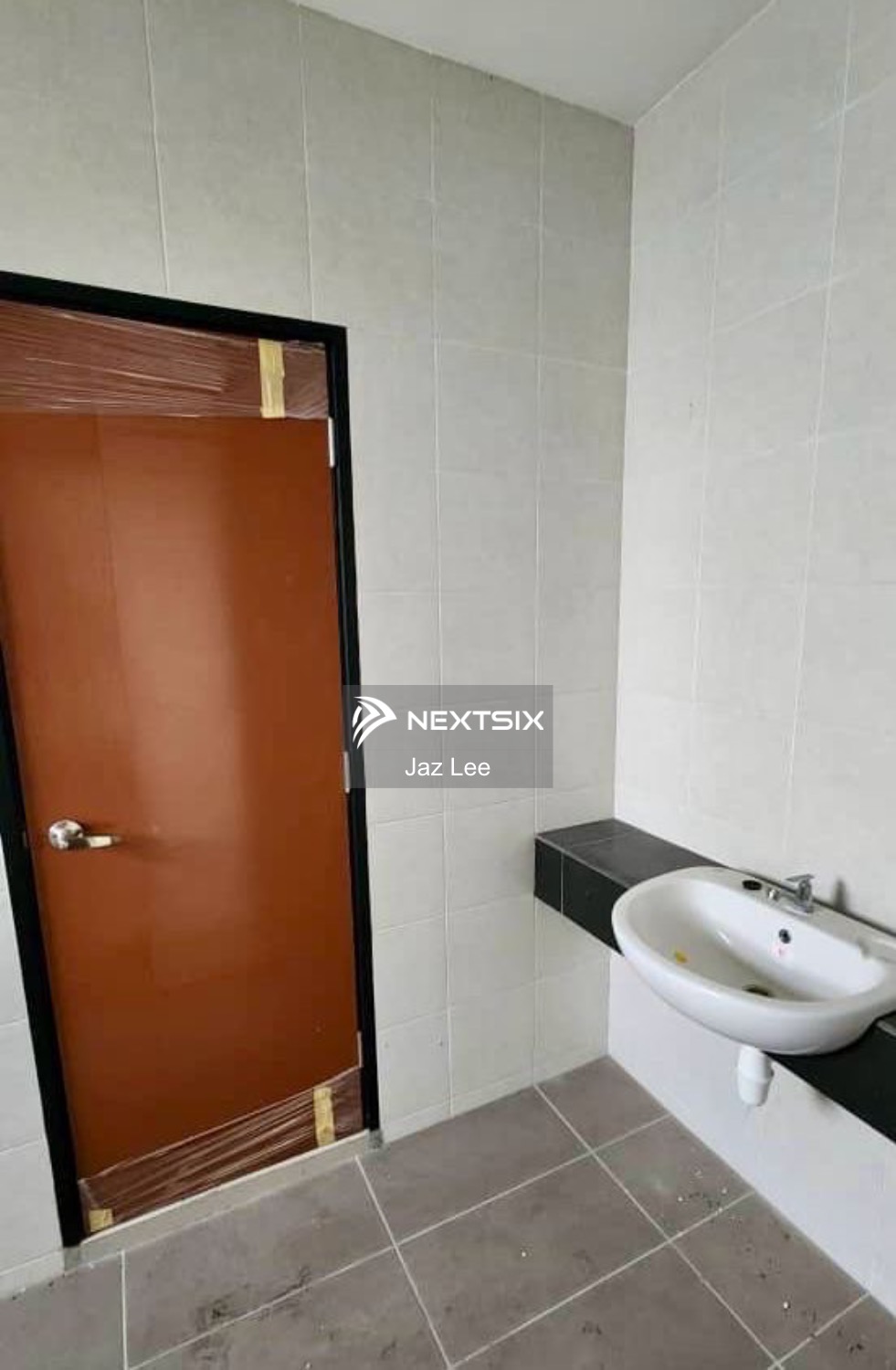 Cluster House For Sale in Pasir Gudang Johor - Image 9
