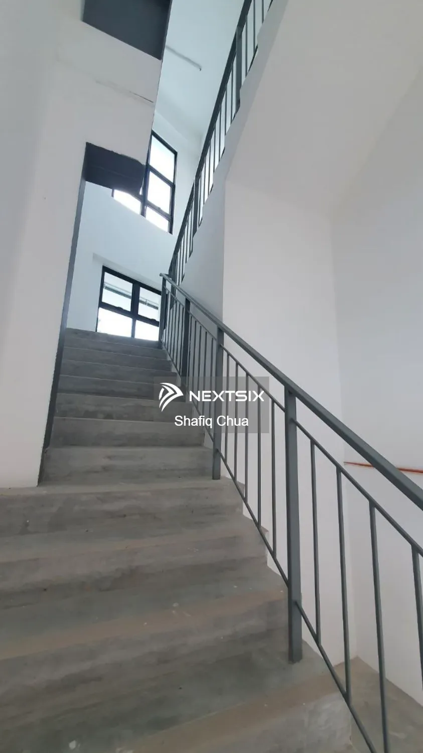 Warehouse For Rent in Batu Caves Selangor - Image 9
