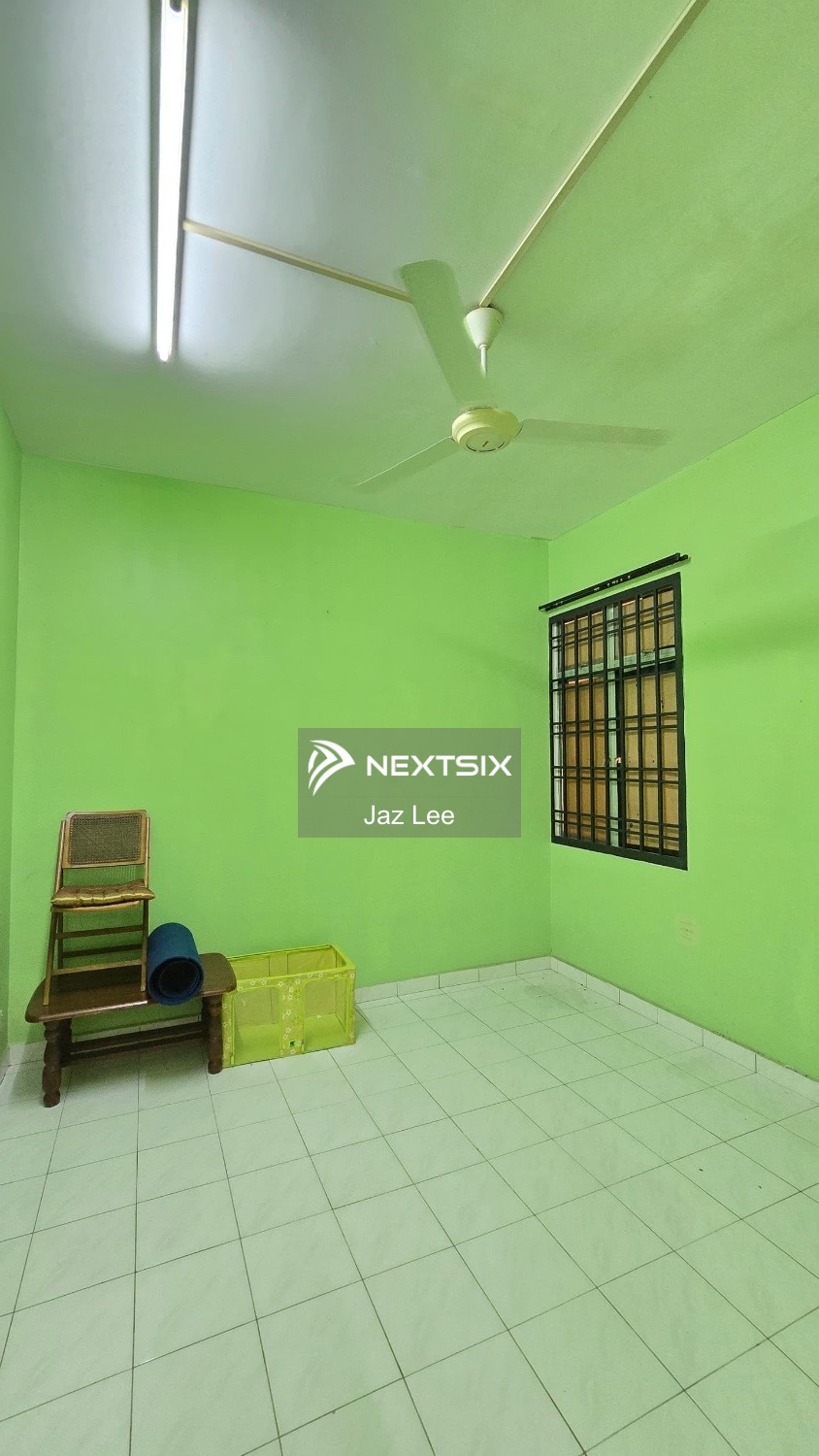 2-sty Terrace/Link House For Sale in Kulai Johor - Image 6
