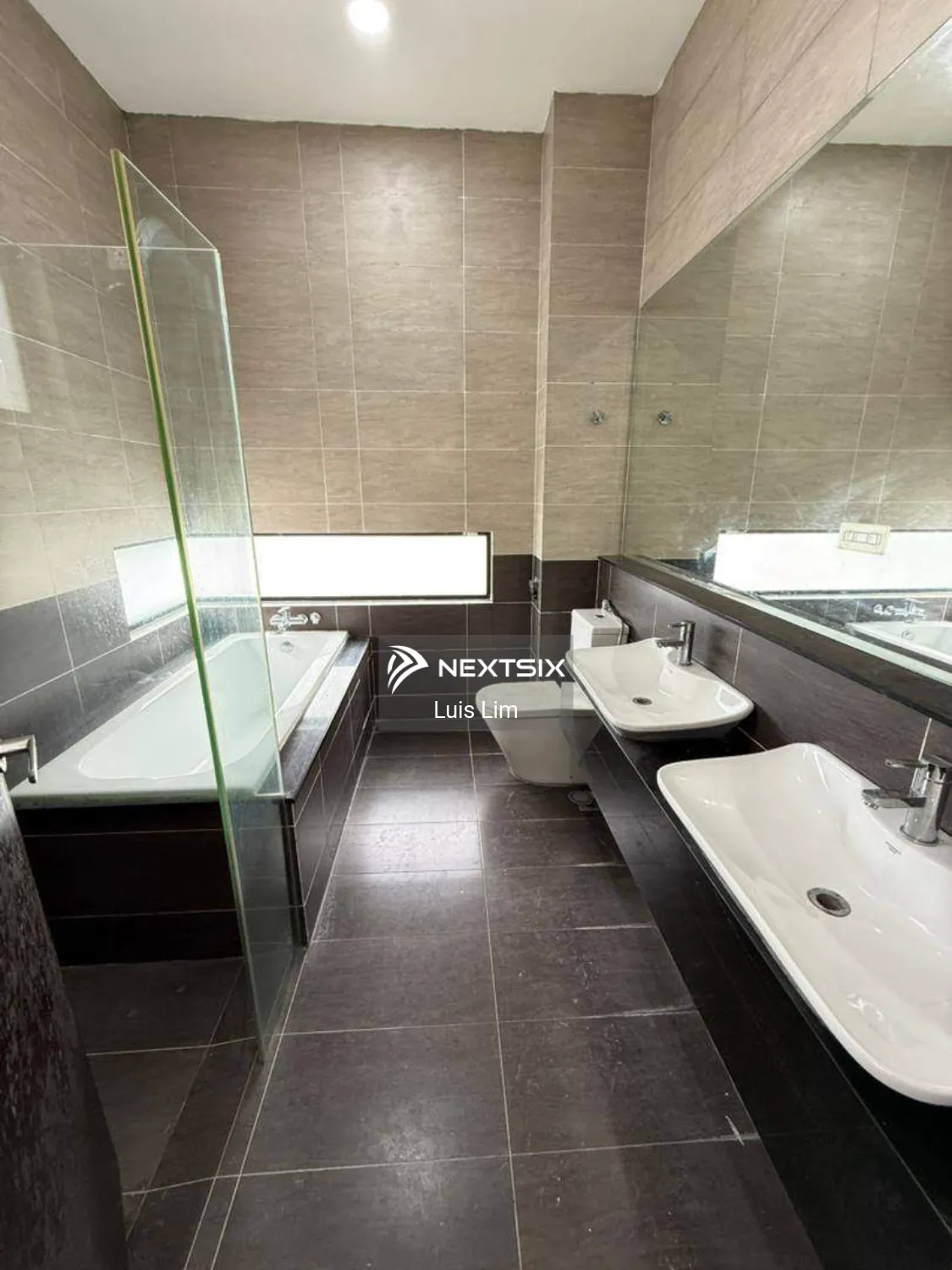 Semi-detached House For Sale in Ulu Tiram Johor - Image 9