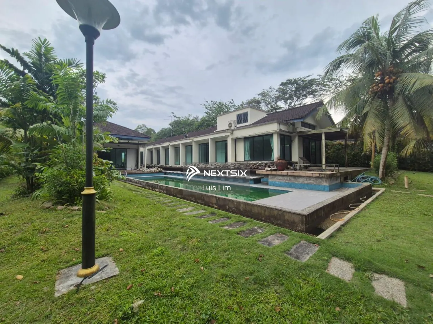 Bungalow For Sale in Gelang Patah Johor - Image 11