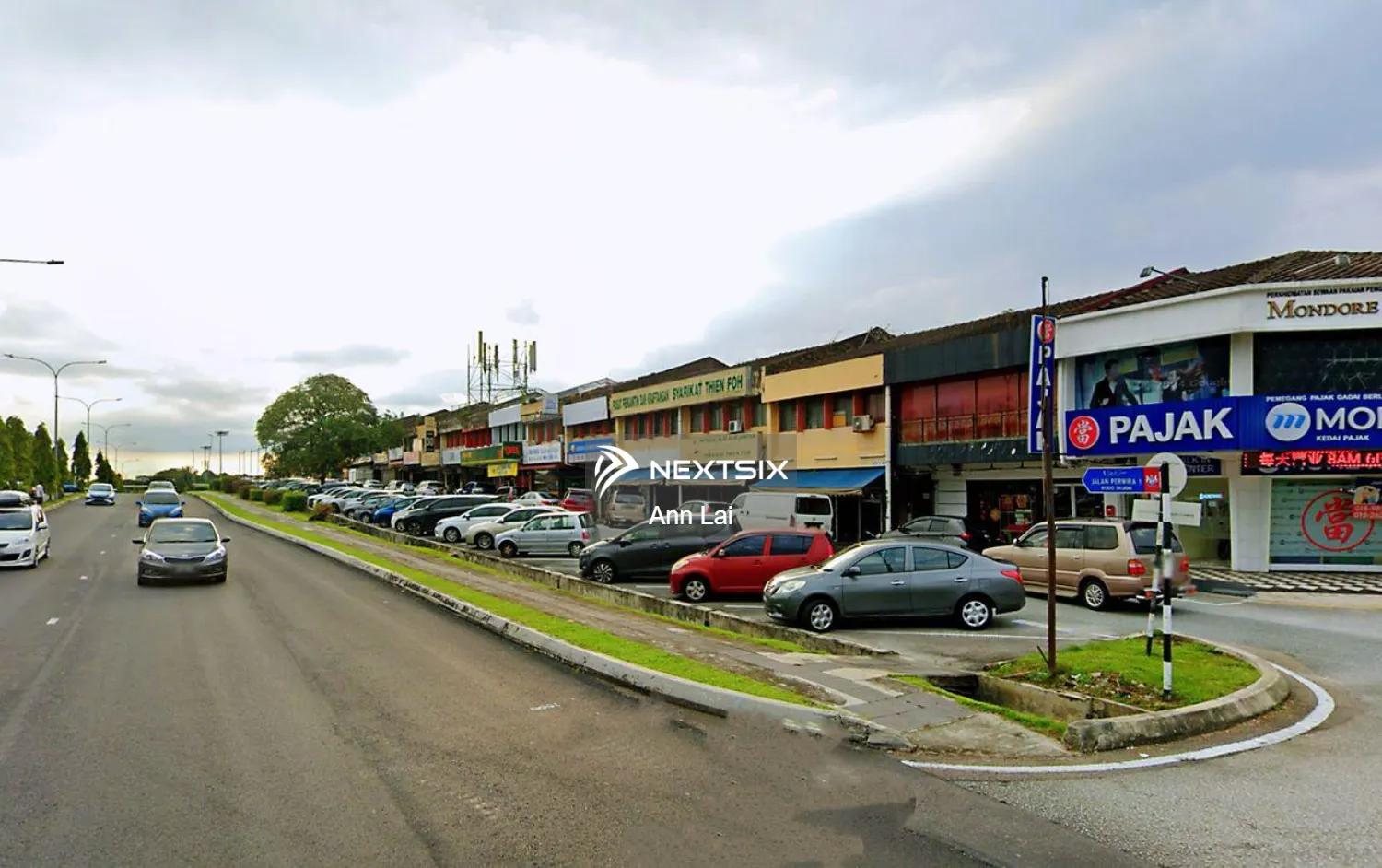 Shop For Sale in Skudai Johor