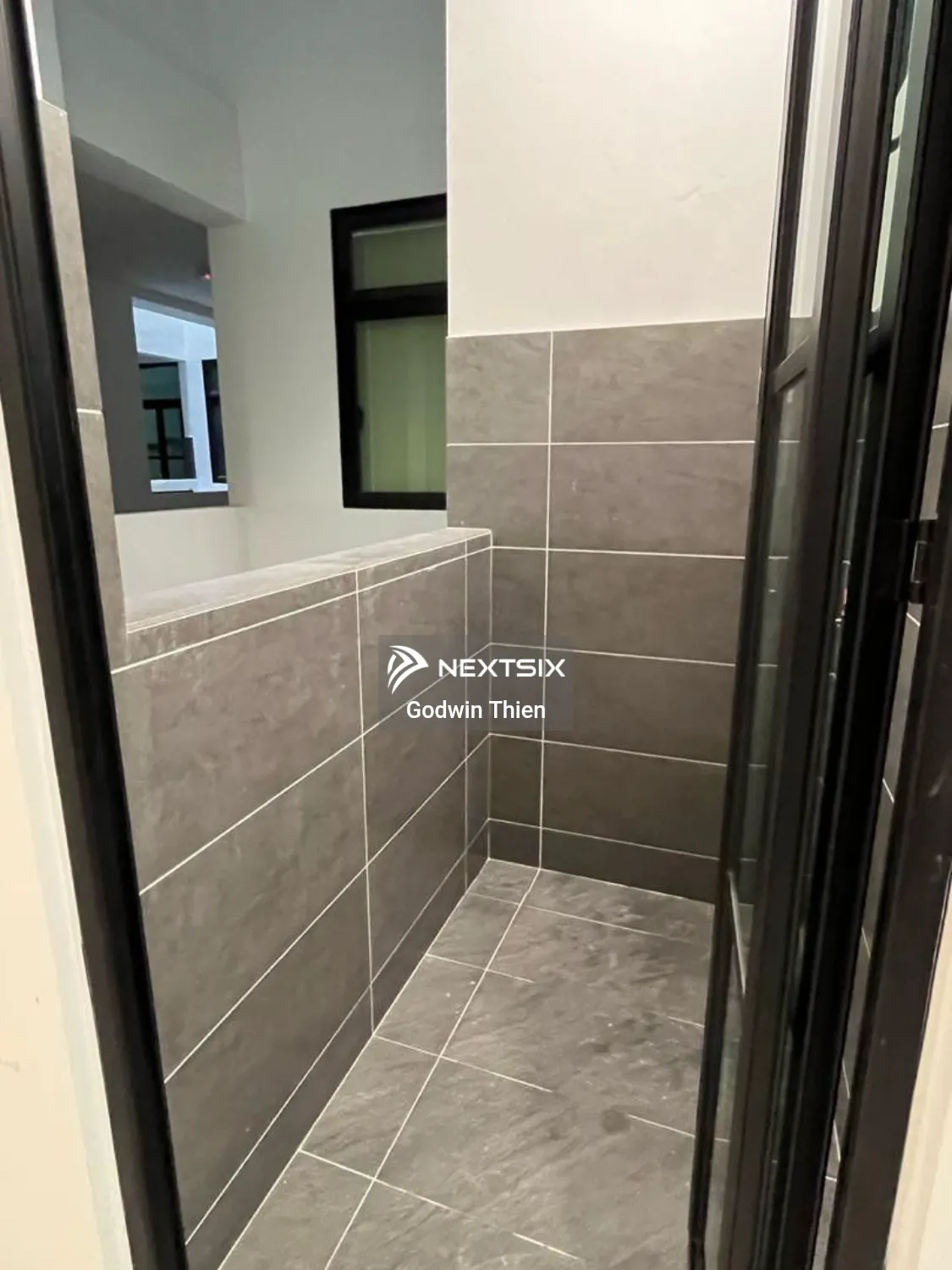 1-sty Terrace/Link House For Sale in Kota Samarahan Sarawak - Image 2