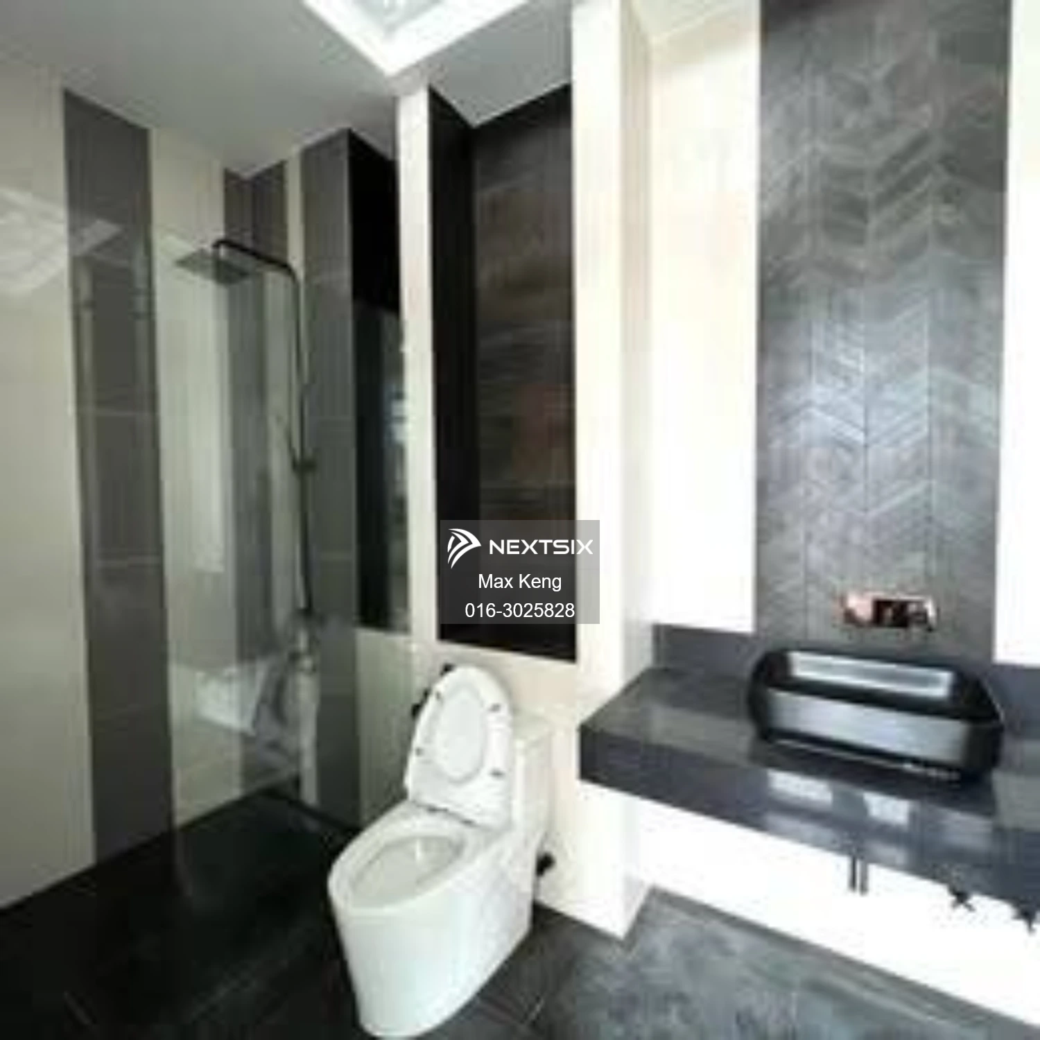Semi-detached House For Sale in Setia Tropika Johor - Image 8