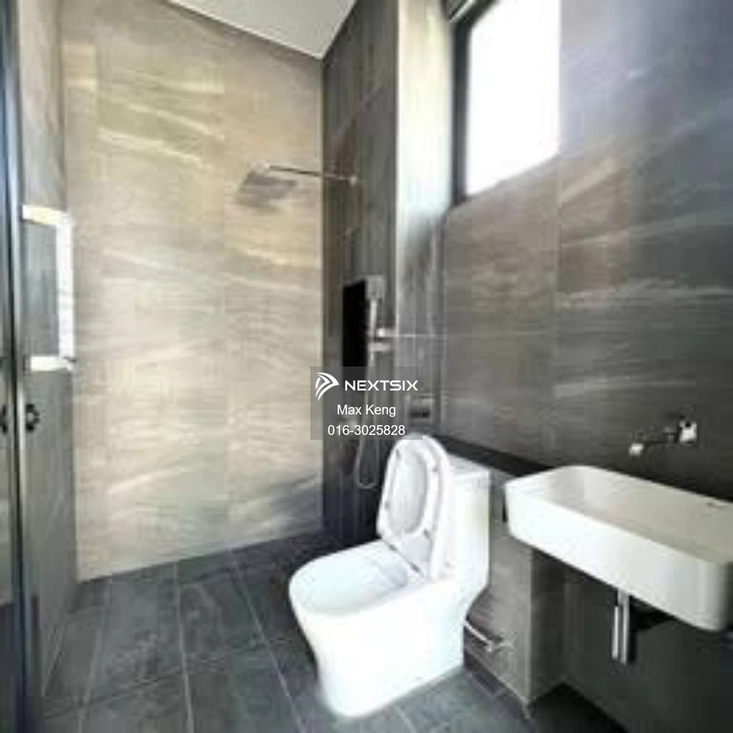 Semi-detached House For Sale in Setia Tropika Johor - Image 9