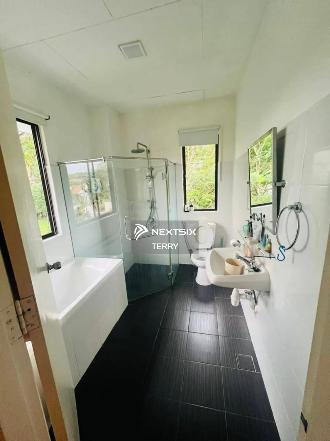 Bungalow For Sale in Gelang Patah Johor - Image 12