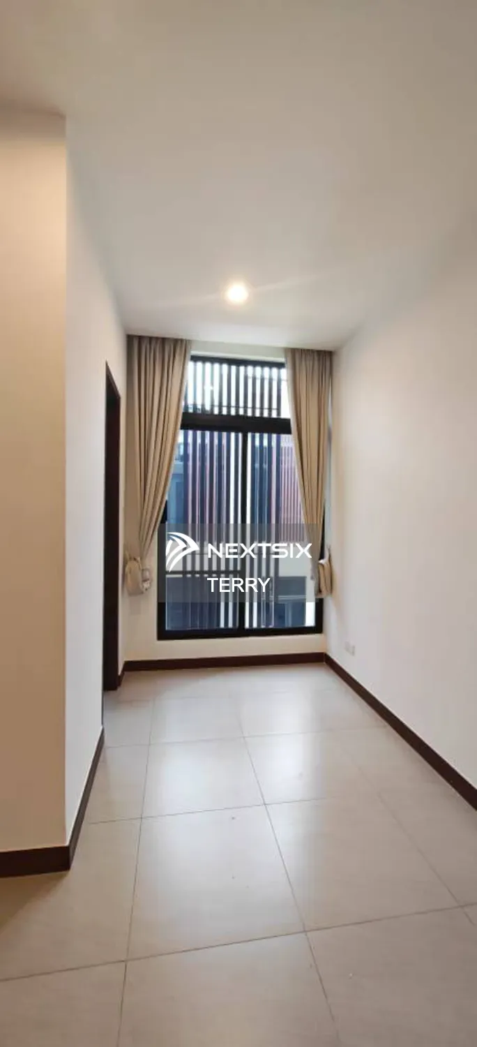 2-sty Terrace/Link House For Sale in Iskandar Puteri (Nusajaya) Johor - Image 5