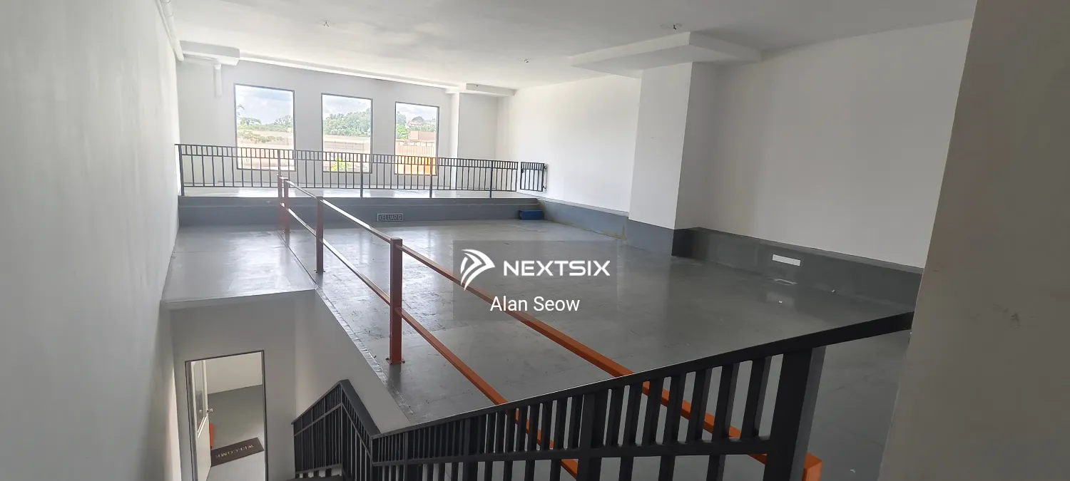 Shop For Sale in Seri Kembangan Selangor