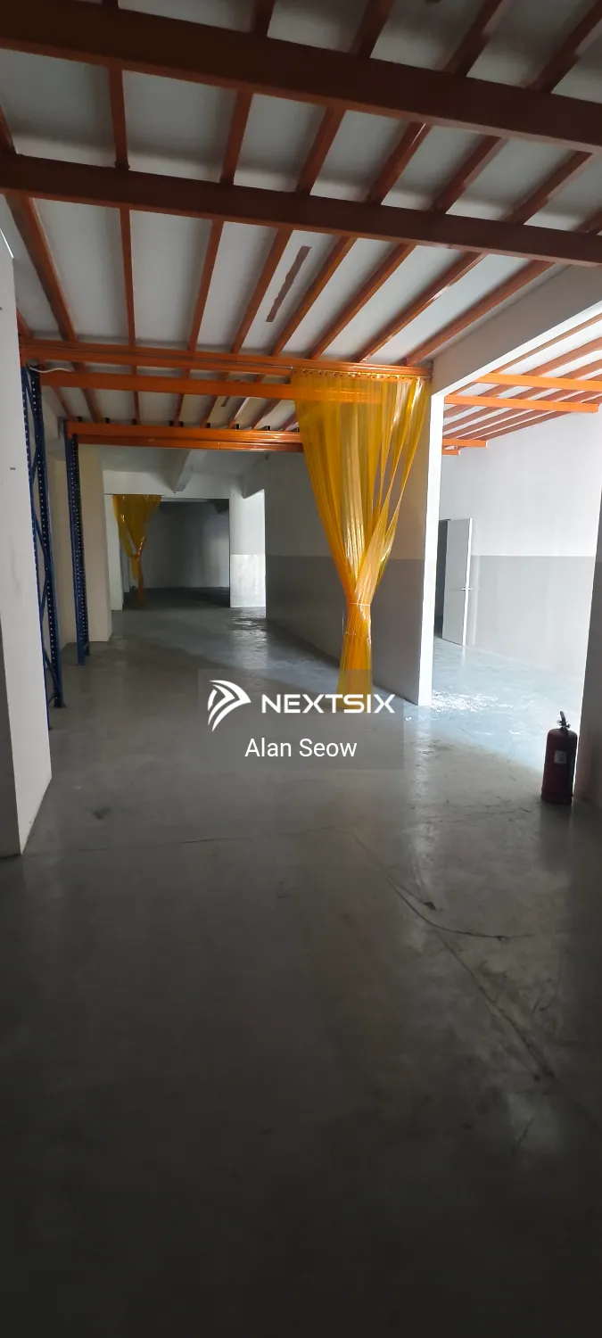Shop For Sale in Seri Kembangan Selangor - Image 8
