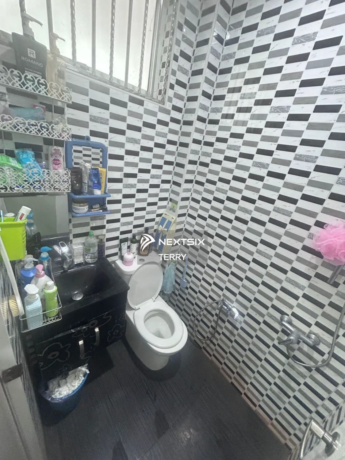 1.5-sty Terrace/Link House For Sale in Johor Bahru Johor - Image 10