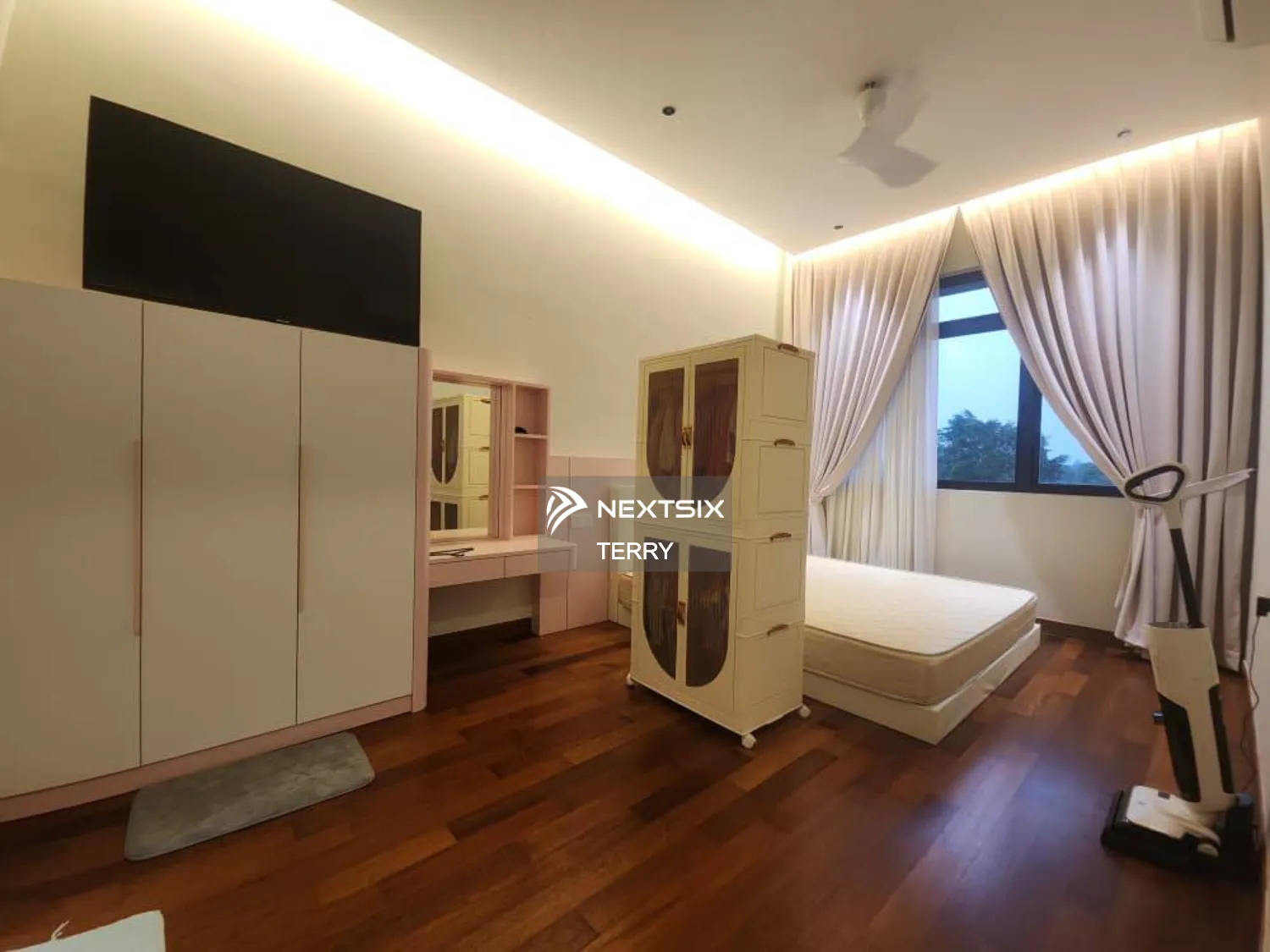 Semi-detached House For Sale in Johor Bahru Johor - Image 12
