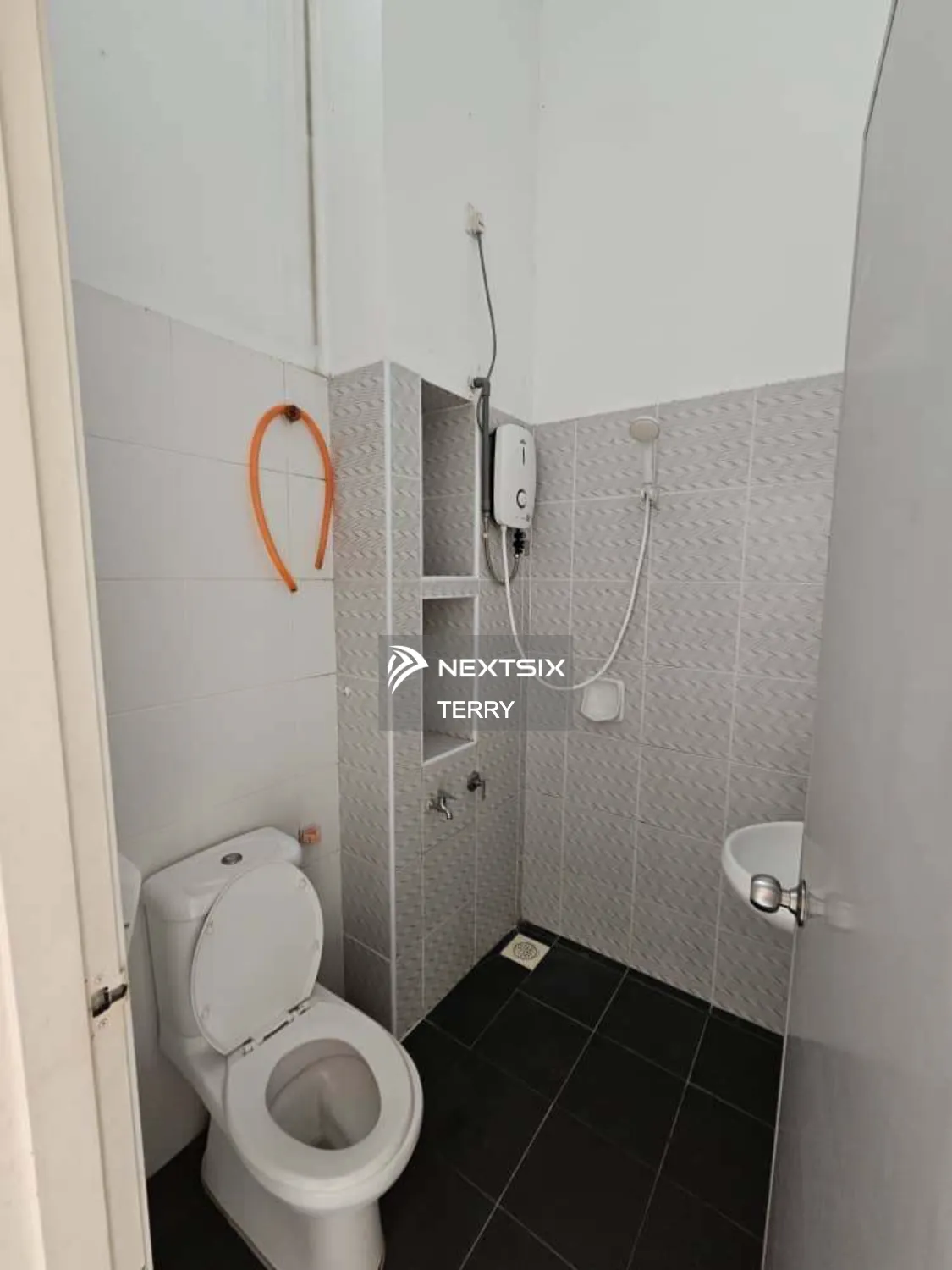 2-sty Terrace/Link House For Sale in Gelang Patah Johor - Image 10
