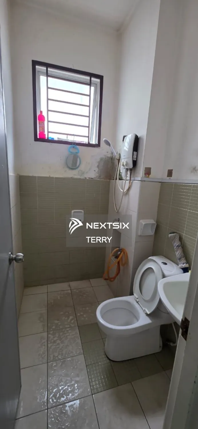 2-sty Terrace/Link House For Sale in Iskandar Puteri (Nusajaya) Johor - Image 9