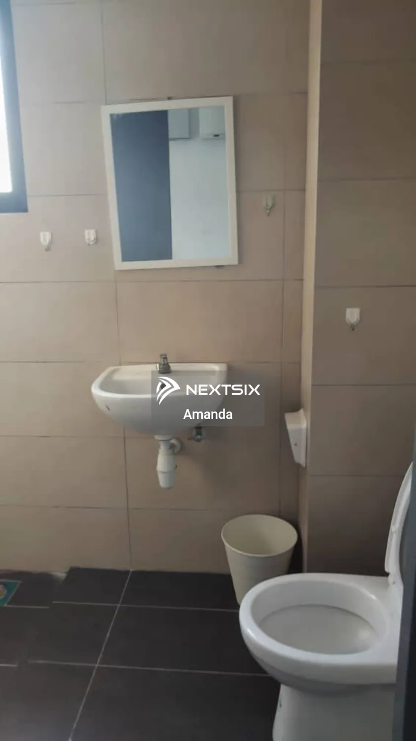 Serviced Residence For Rent in Setia Alam Selangor - Image 6