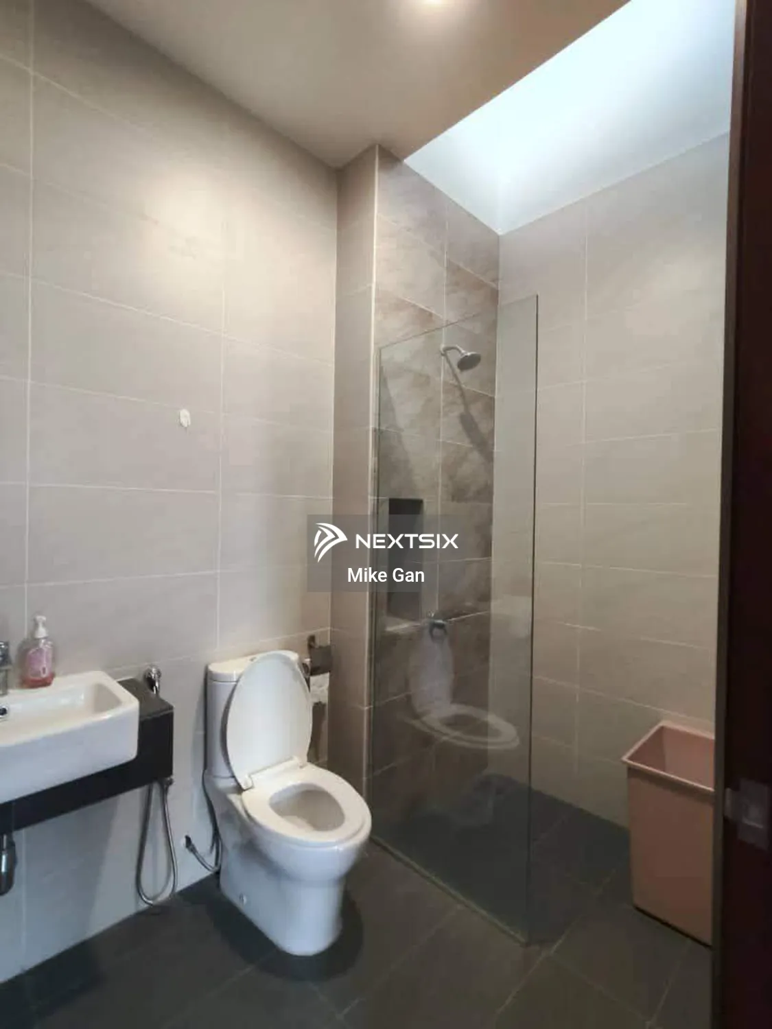 Semi-detached House For Rent in Telok Panglima Garang Selangor - Image 8