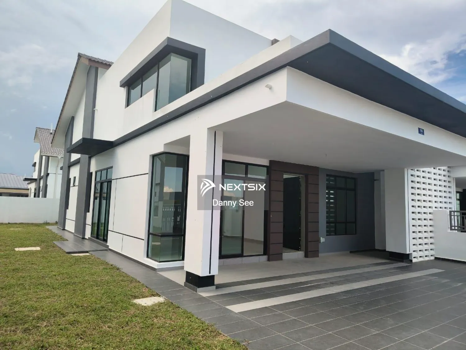 Semi-detached House For Sale in Kulai Johor