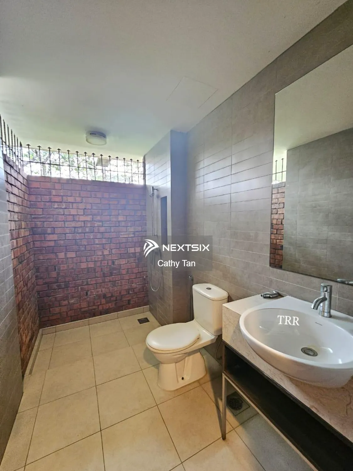 Bungalow For Sale in Gelang Patah Johor - Image 11