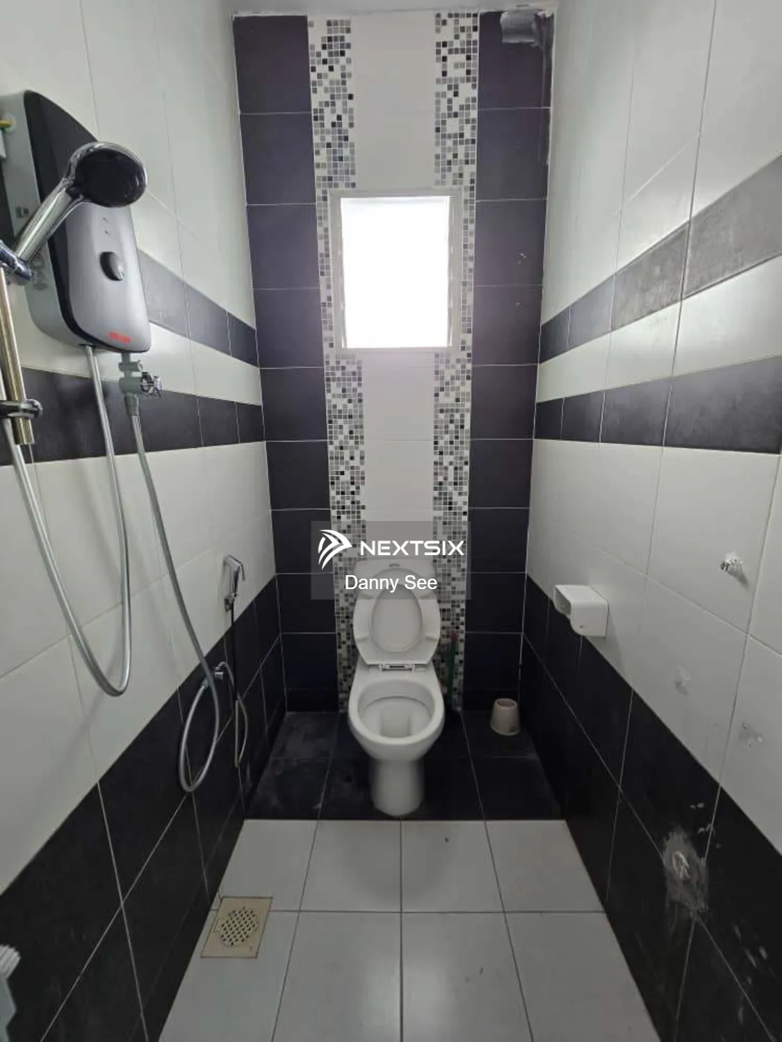 Shop For Rent in Kulai Johor - Image 11