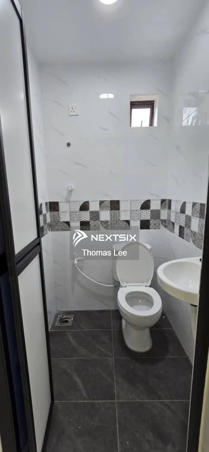 2-sty Terrace/Link House For Sale in Johor Bahru Johor - Image 9