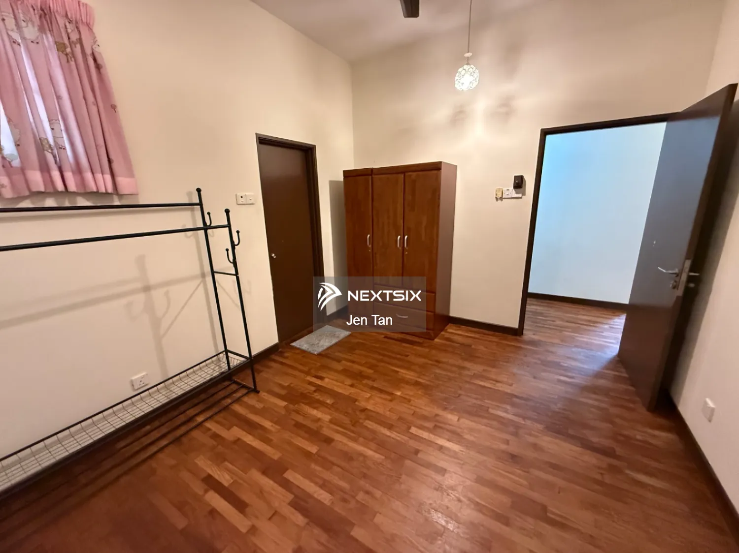 Semi-detached House For Rent in Kota Kemuning Selangor - Image 11