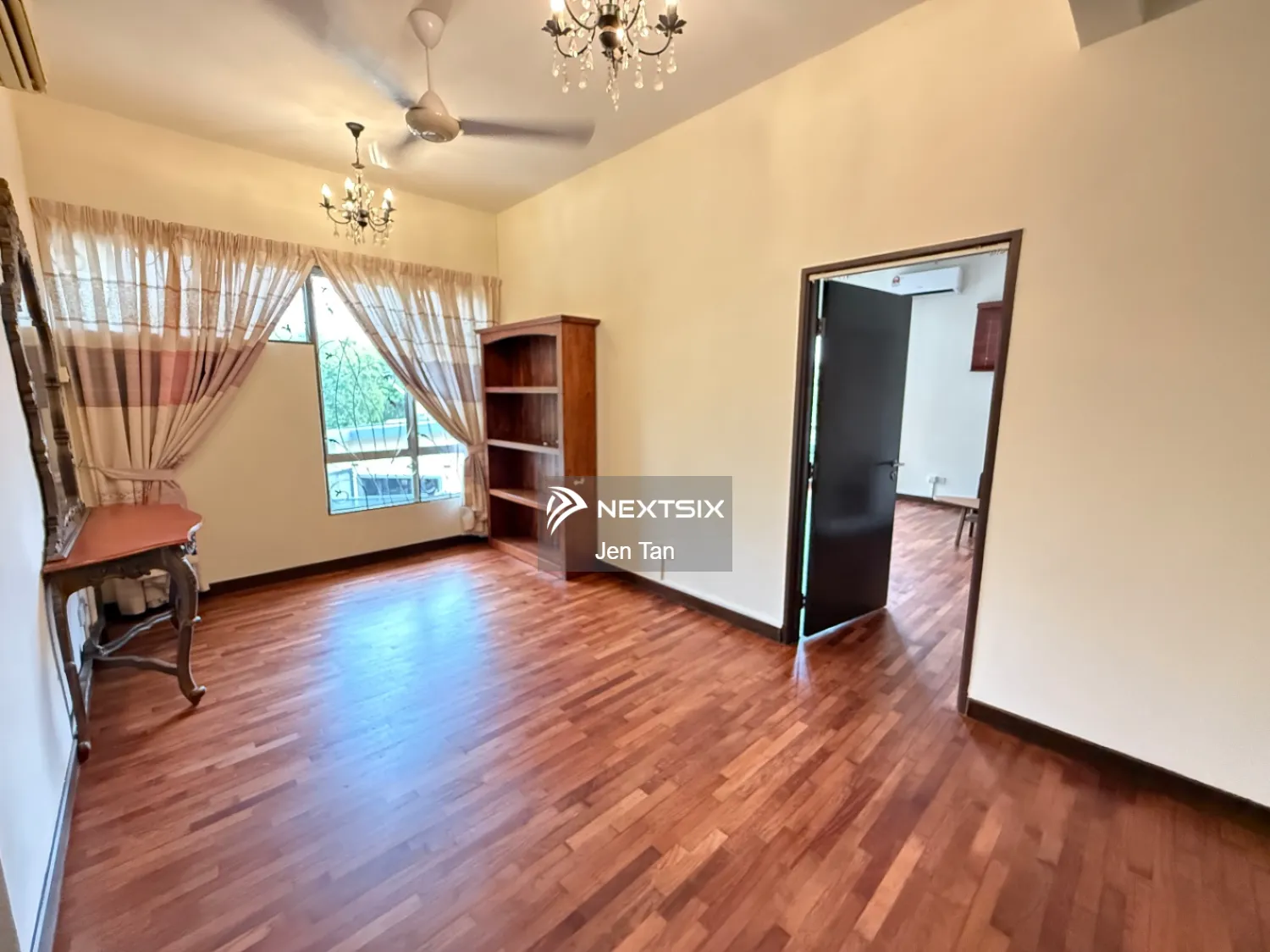 Semi-detached House For Rent in Kota Kemuning Selangor - Image 12