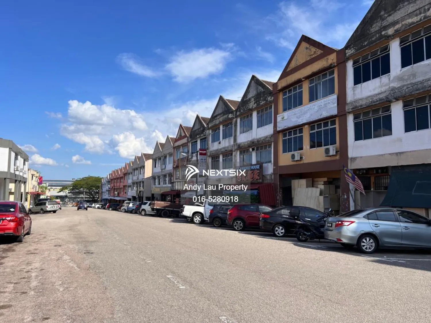 Shop For Sale in Ulu Tiram Johor