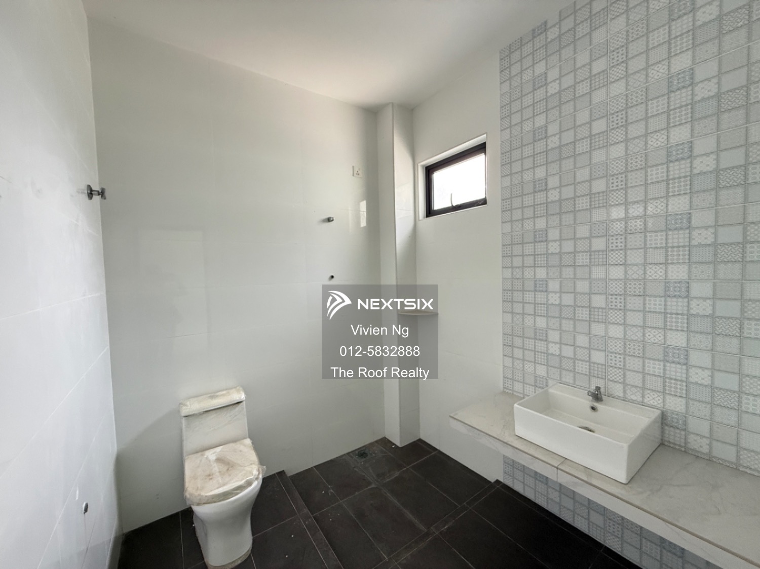 Semi-detached House For Sale in Ipoh Perak - Image 9