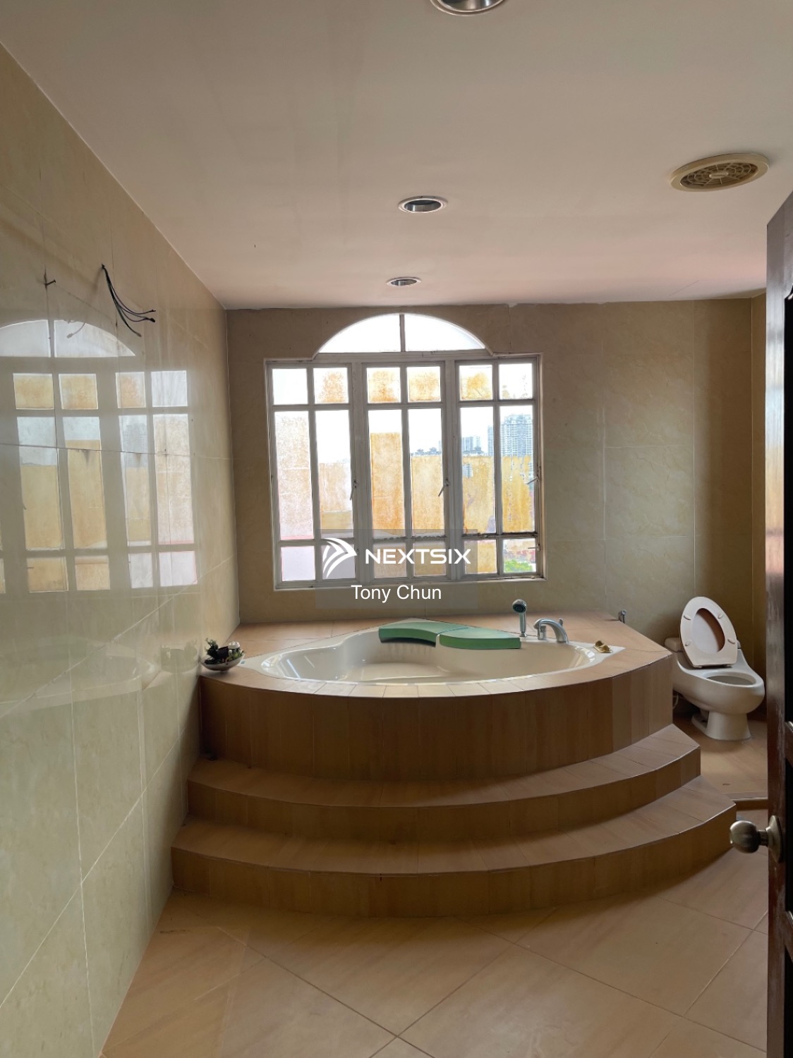 Bungalow For Sale in Sri Petaling Wilayah Persekutuan Kuala Lumpur - Image 9