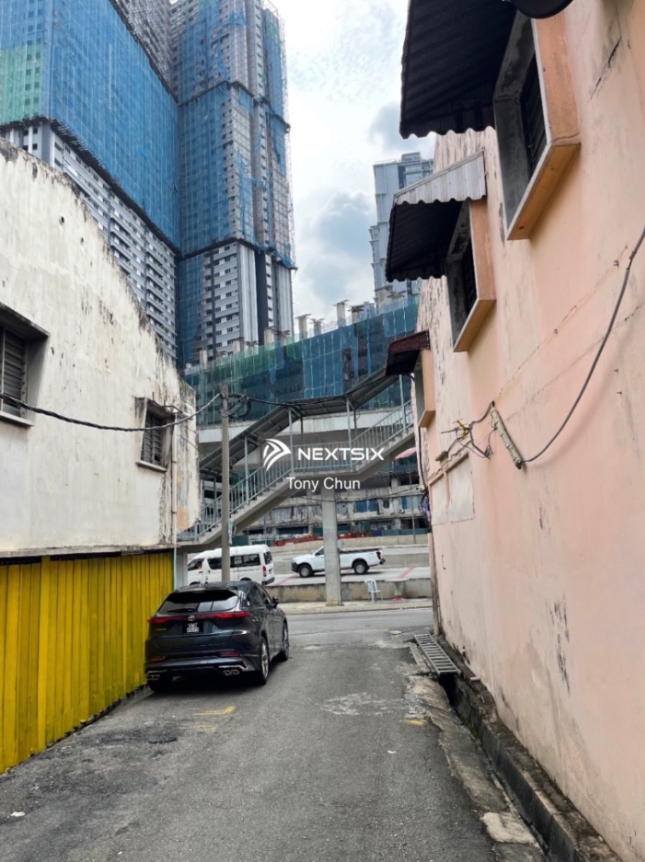 Shop Office For Sale in Salak Selatan Wilayah Persekutuan Kuala Lumpur - Image 11