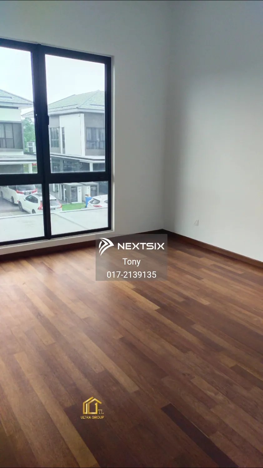 Semi-detached House For Sale in Setia Alam Selangor - Image 9