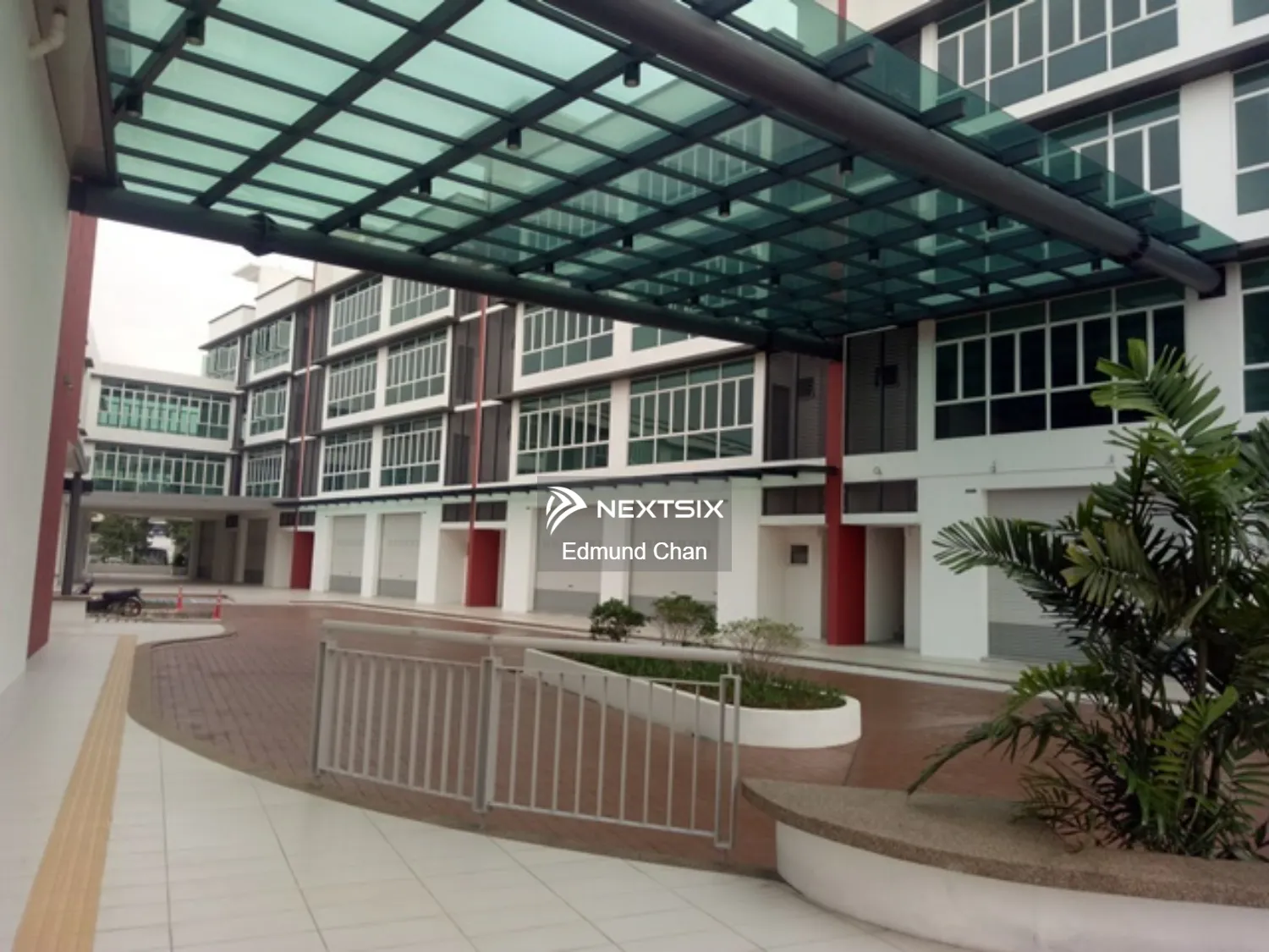 Shop For Sale in Puchong Selangor