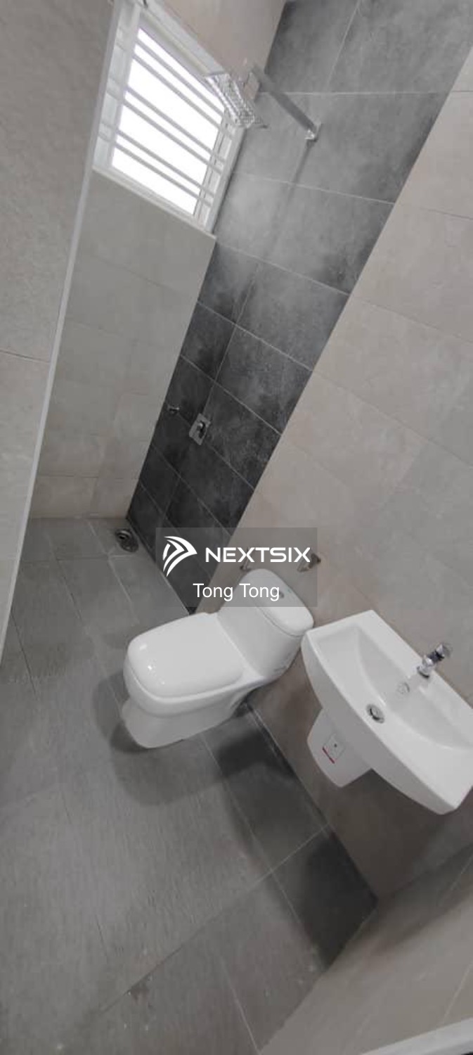 2-sty Terrace/Link House For Sale in Ulu Tiram Johor - Image 10