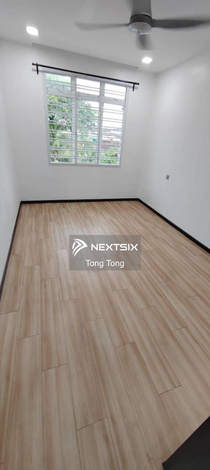 2-sty Terrace/Link House For Sale in Ulu Tiram Johor - Image 9