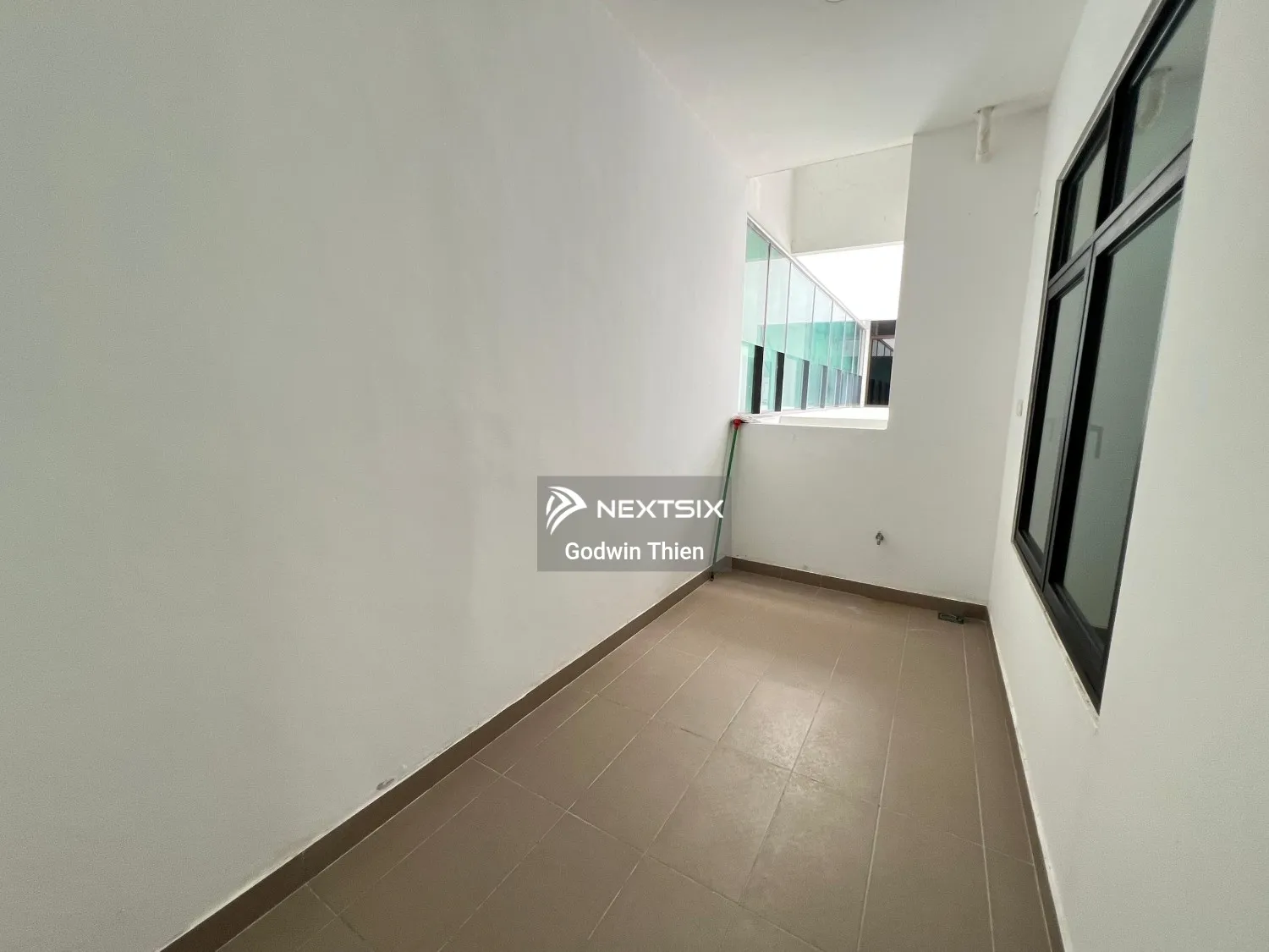1-sty Terrace/Link House For Sale in Kuching Sarawak - Image 5