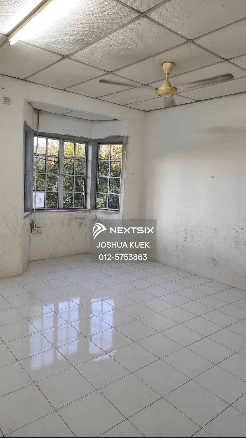 2-sty Terrace/Link House For Sale in Sitiawan Perak - Image 7