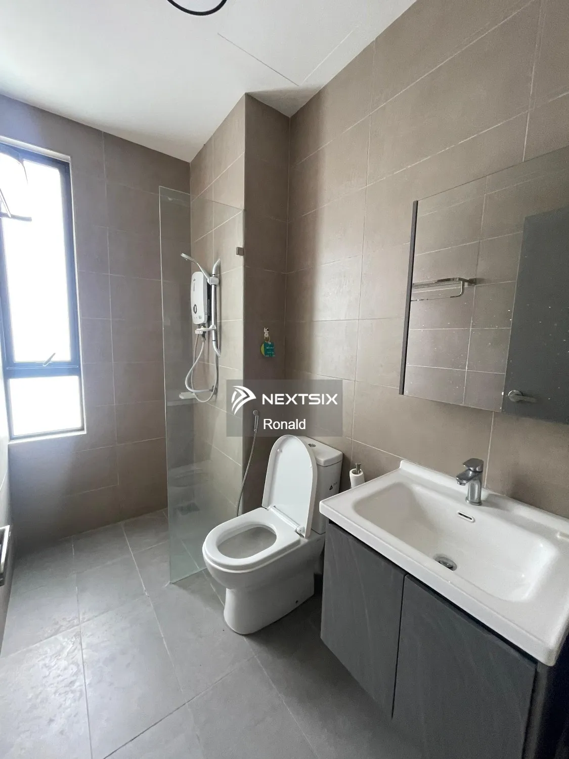 Serviced Residence For Rent in Batu Caves Selangor - Image 9