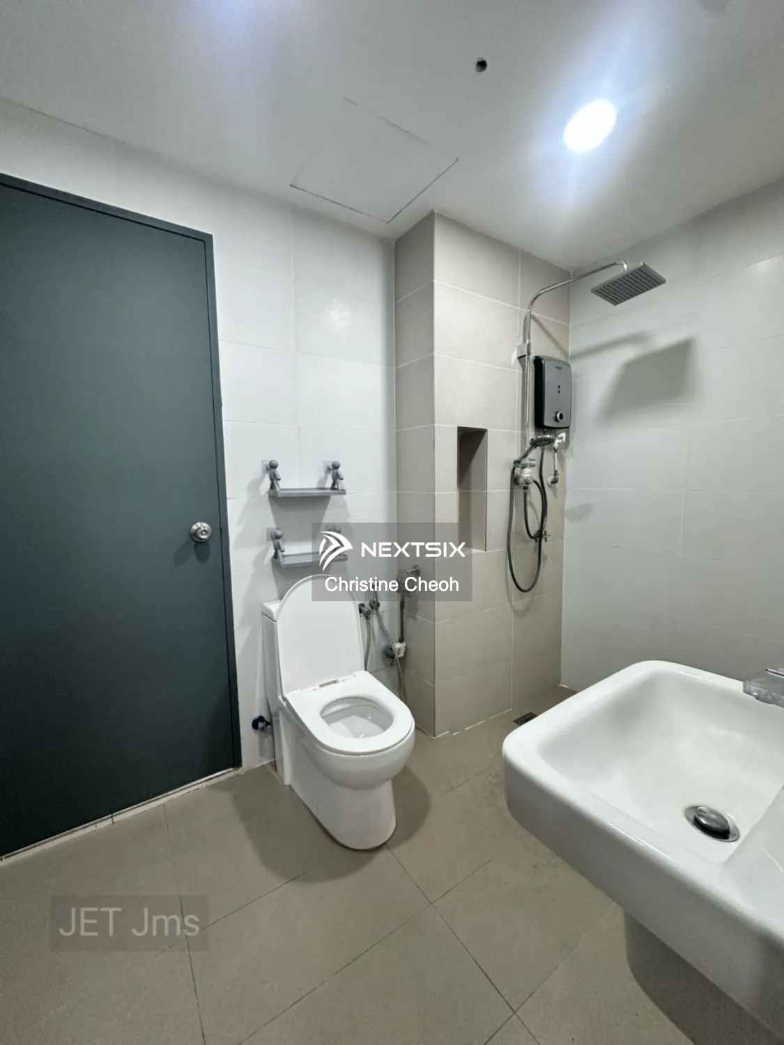 Serviced Residence For Rent in Bandar Bukit Tinggi Selangor - Image 7