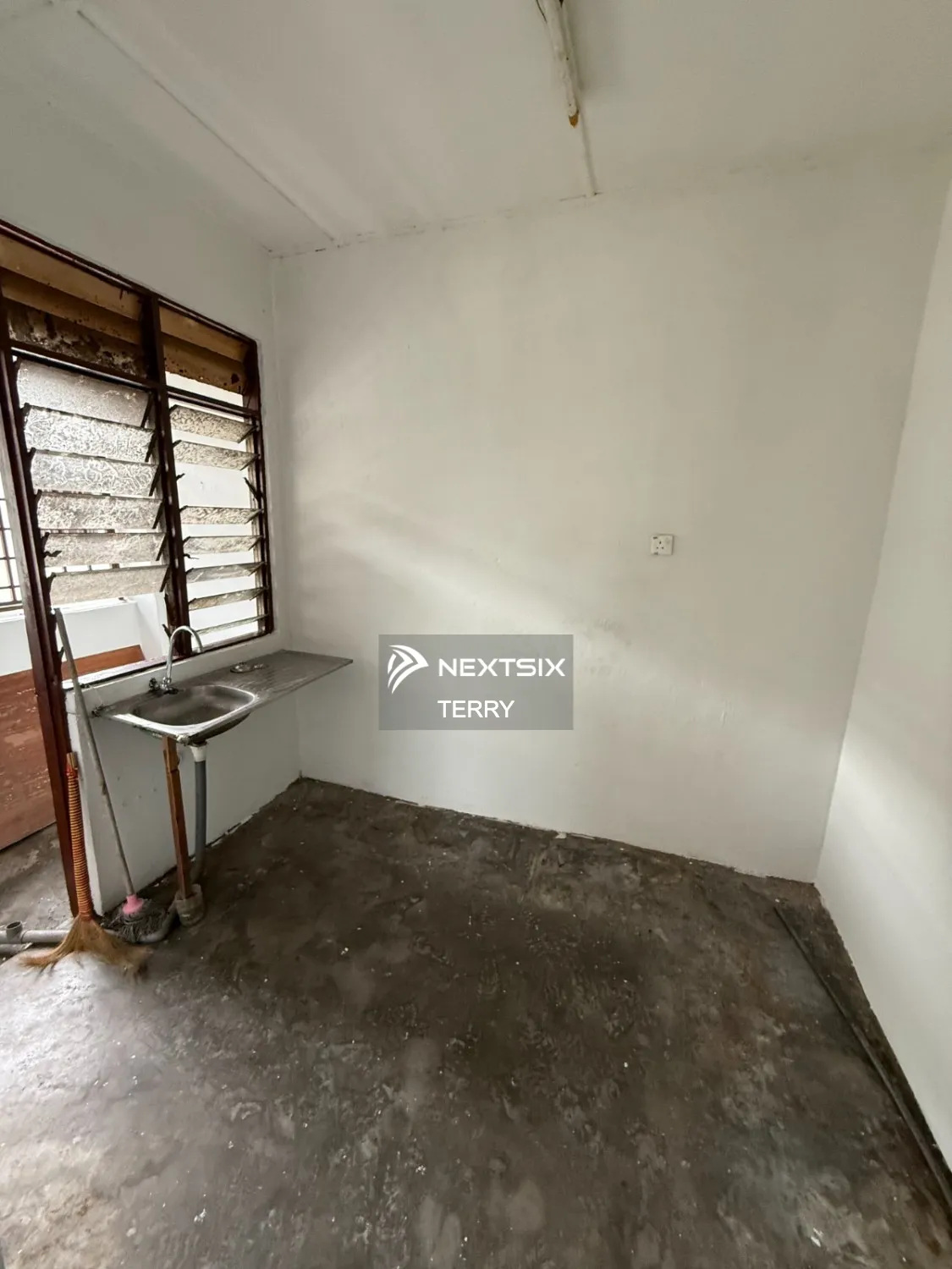 Flat For Sale in Ulu Tiram Johor - Image 10