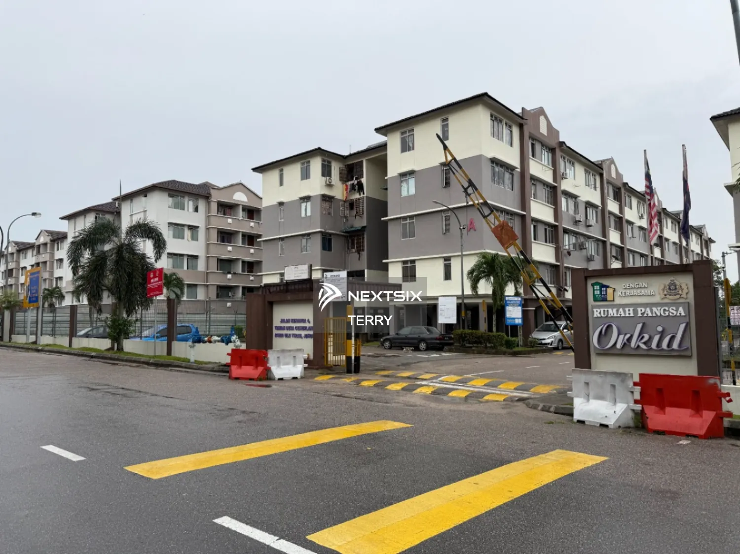 Flat For Sale in Ulu Tiram Johor - Image 14