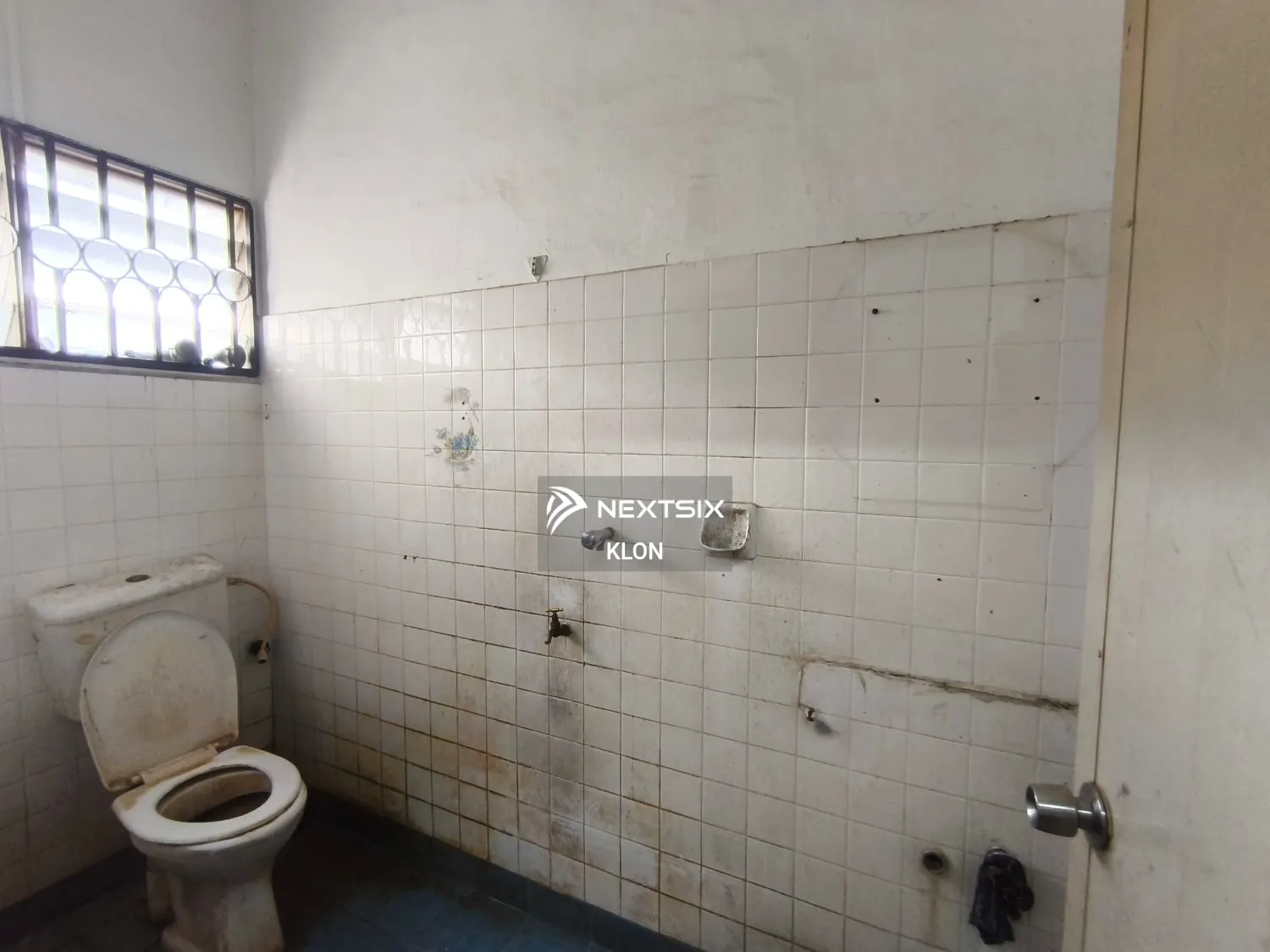 1.5-sty Terrace/Link House For Sale in Johor Bahru Johor - Image 9
