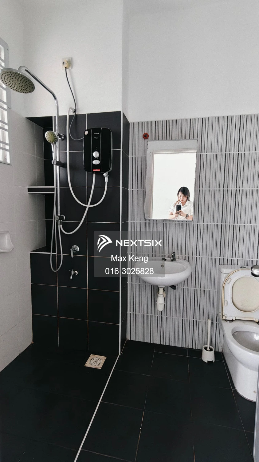 2-sty Terrace/Link House For Sale in Gelang Patah Johor - Image 8