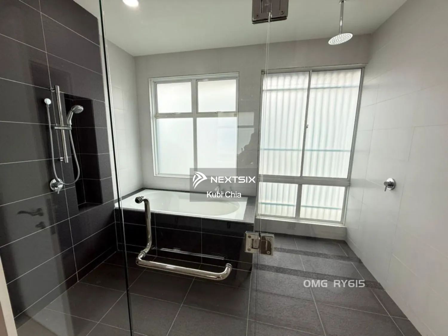 Bungalow For Sale in Klang Selangor - Image 10