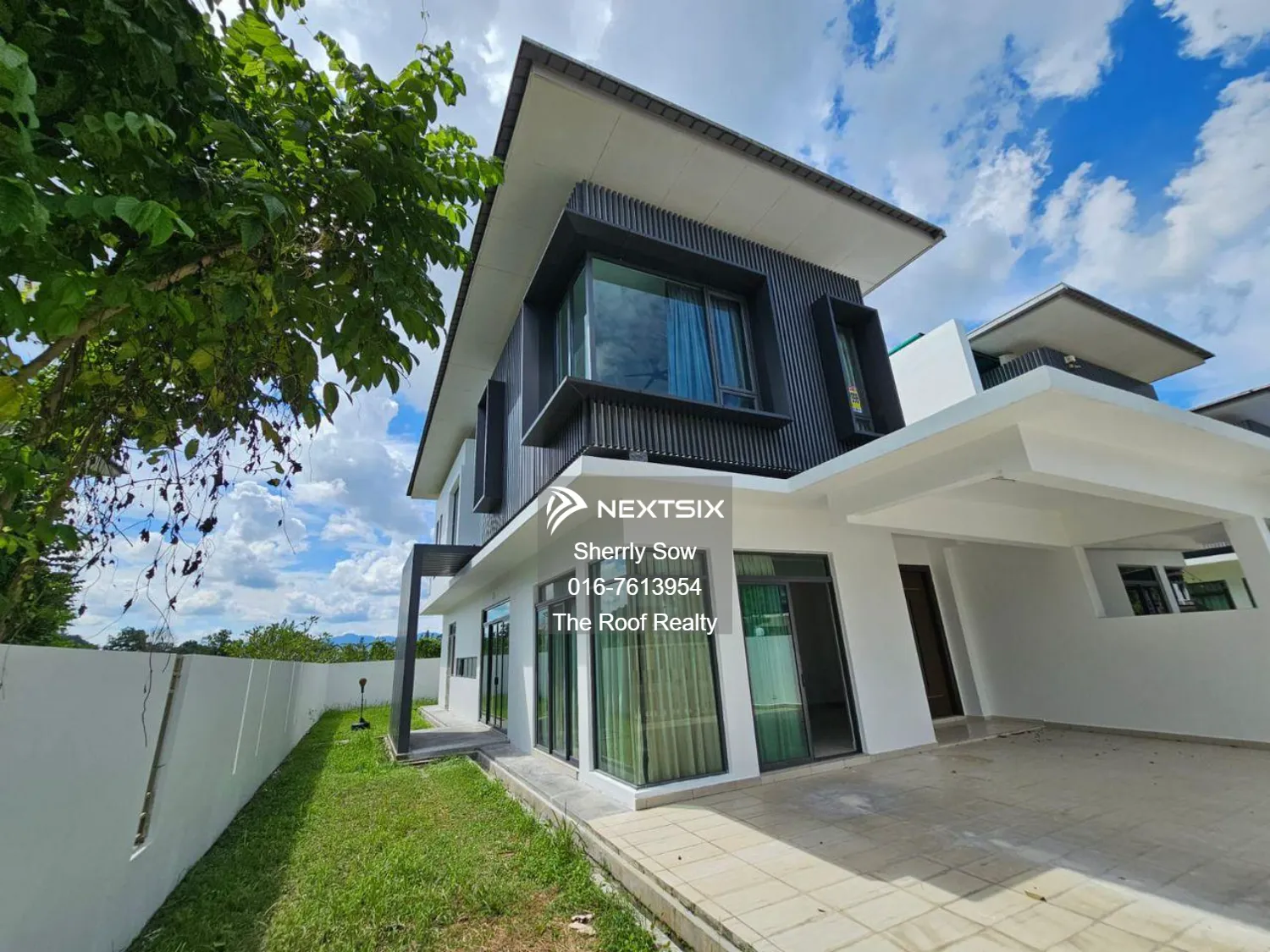 Semi-detached House For Sale in Gelang Patah Johor