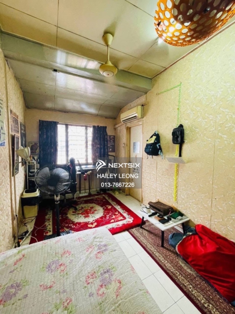 2-sty Terrace/Link House For Sale in Alam Impian Selangor - Image 5