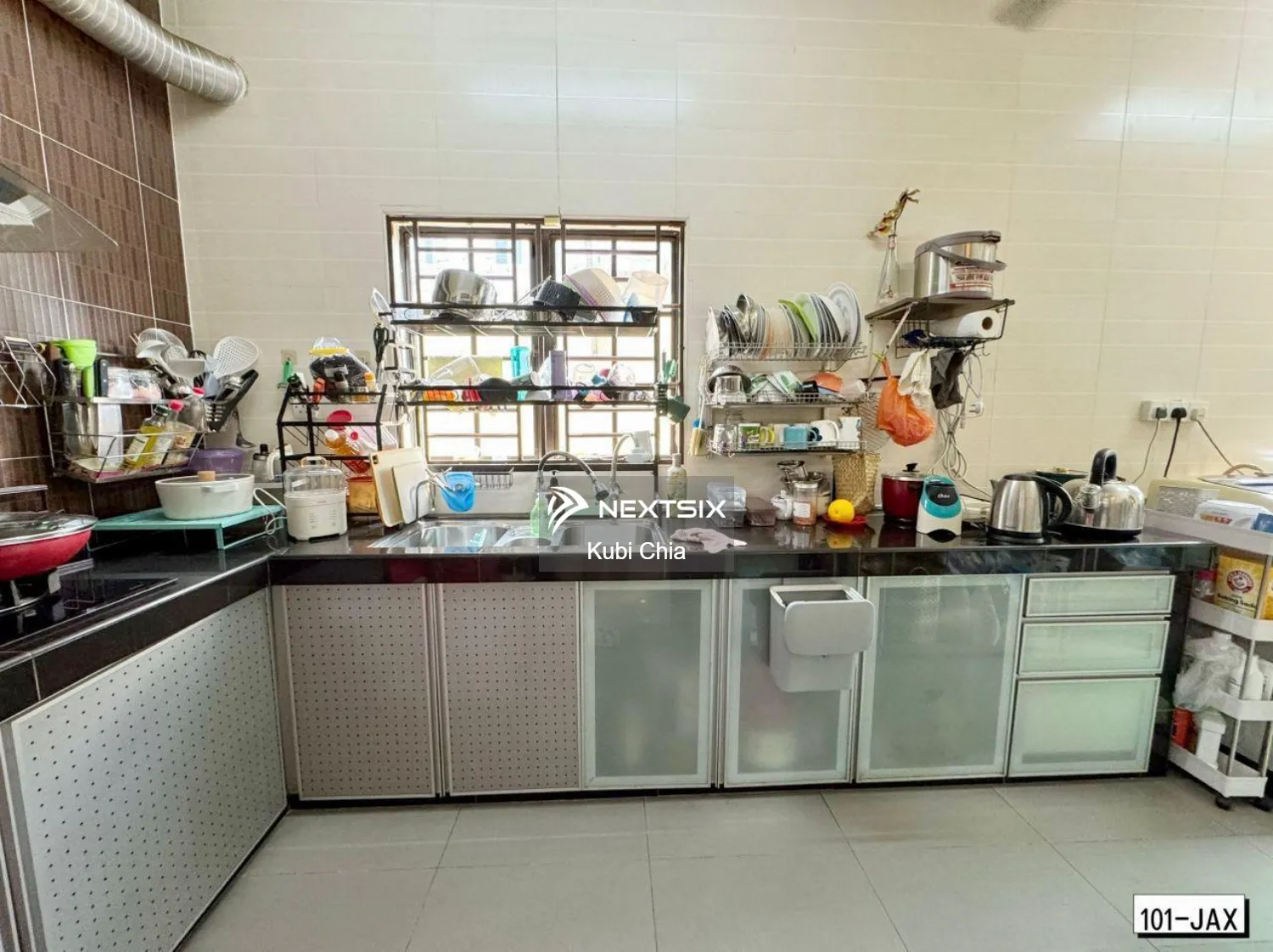 Semi-detached House For Sale in Bandar Bukit Tinggi Selangor - Image 5