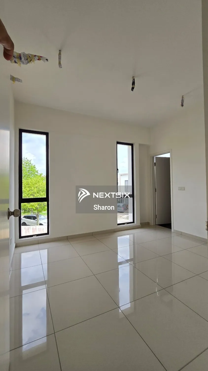 Semi-detached House For Sale in Semenyih Selangor - Image 11