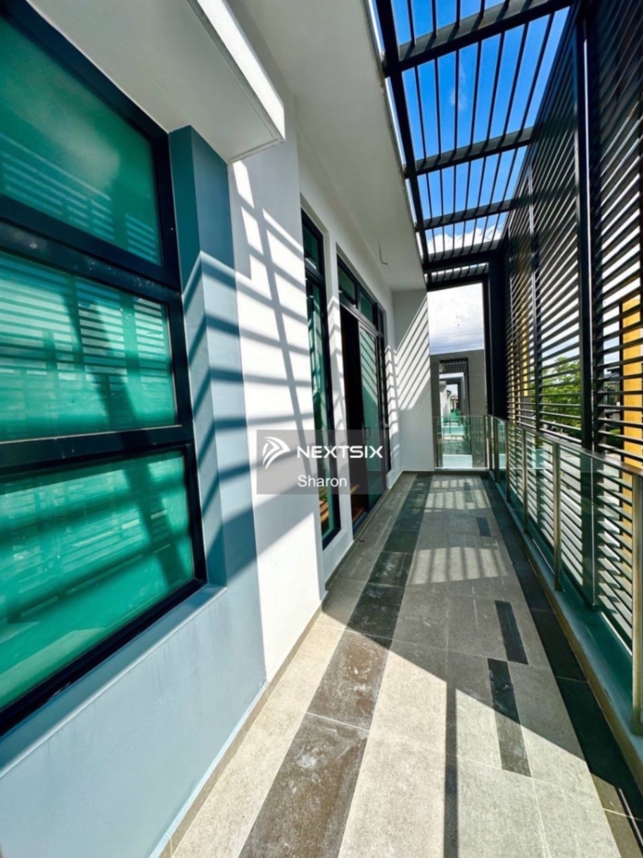 Semi-detached House For Sale in Skudai Johor - Image 3