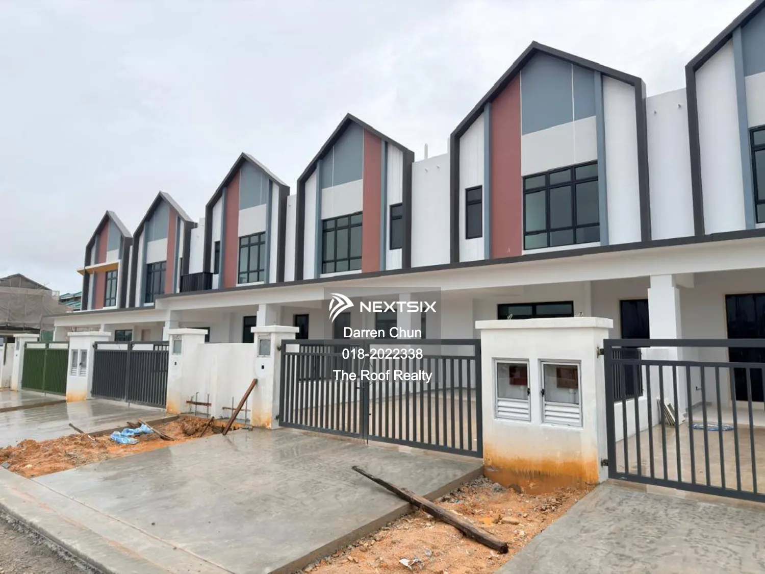 2-sty Terrace/Link House For Sale in Ulu Tiram Johor - Image 2