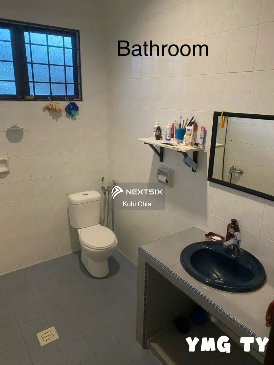 Semi-detached House For Sale in Klang Selangor - Image 9